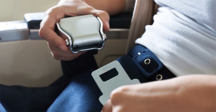 Nơi nào nhiều vi khuẩn nhất trên máy bay?-2