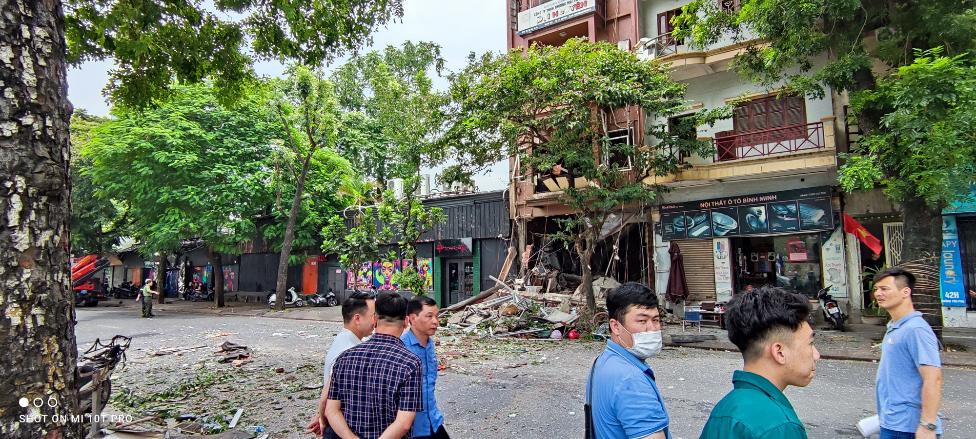 Nhân chứng vụ nổ ở Yên Phụ kể lại khoảnh khắc nhà cửa rung chuyển, khói bốc mù mịt-5