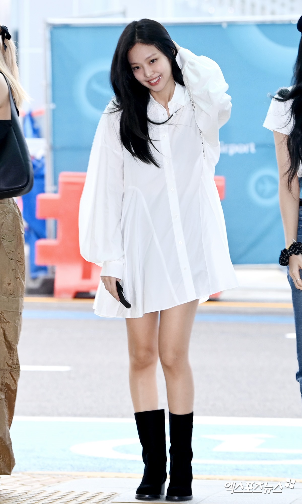 Mặc trang phục màu trắng đẹp và sang như Jennie với 10 công thức-1
