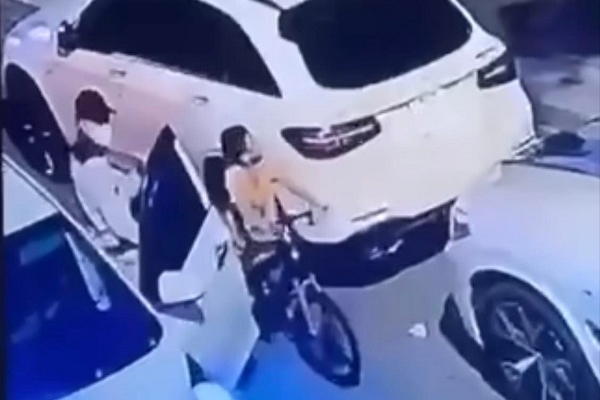 Bố mẹ ở nhà ăn cơm trắng với rau, con ra ngoài đãi bạn ăn linh đình, đây là kiểu nuôi dạy con tai hại nhất-2