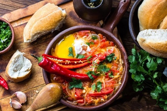 Chuyên gia khuyến cáo: 3 thực phẩm bệnh nhân sốt xuất huyết cần tránh để nhanh khỏi bệnh