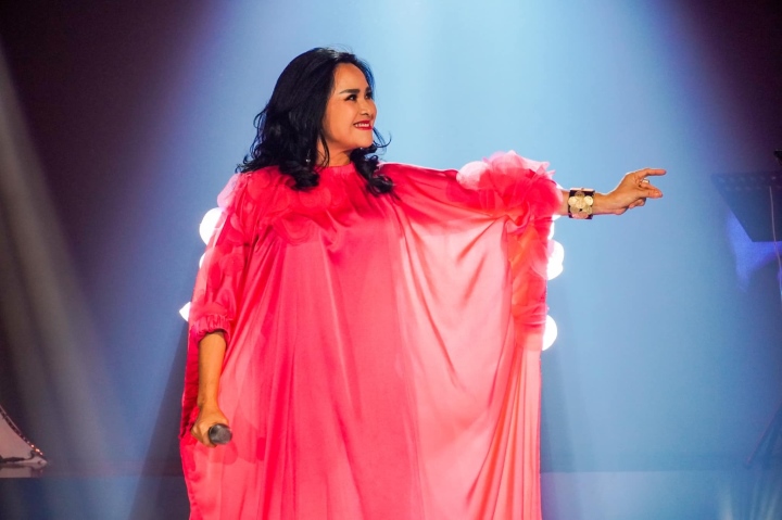 Diva Thanh Lam: Người đâu mà đẹp và hát hay thế-1