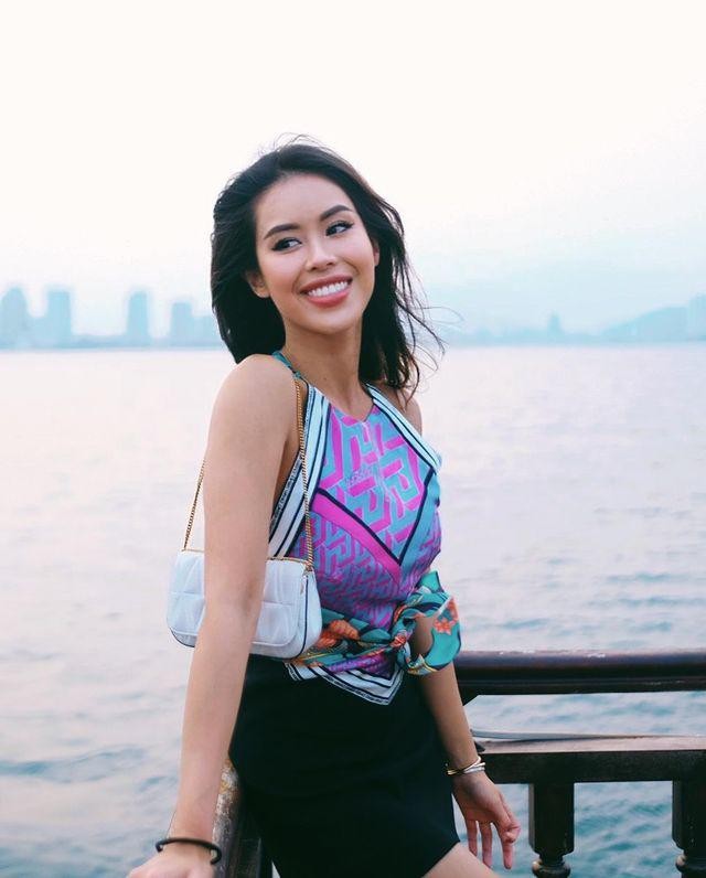 Em chồng Hà Tăng lên đồ đi ăn cưới, giới siêu giàu ăn mặc khác gì người thường?-12