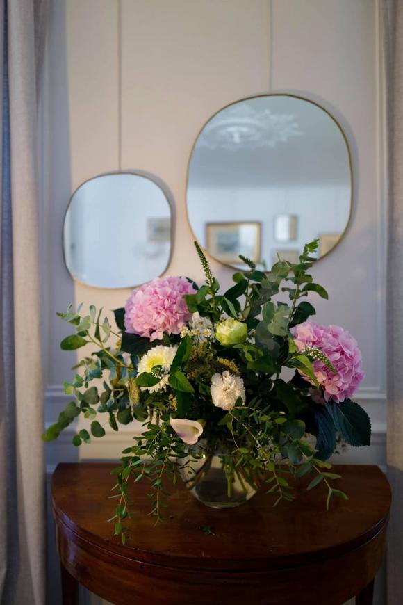 Bống Hồng Nhung tuổi 53: Sở hữu nhà ở Pháp lãng mạn, nhà đồi bên Mỹ cực ấn tượng-14