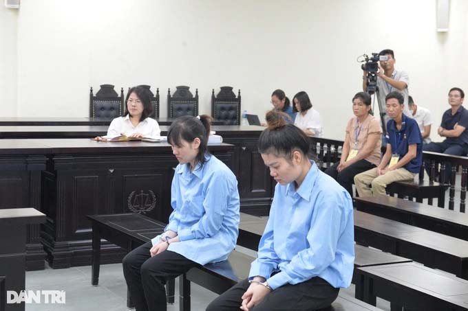 2 bảo mẫu bạo hành bé trai 17 tháng tuổi tử vong khóc nức nở tại tòa-1