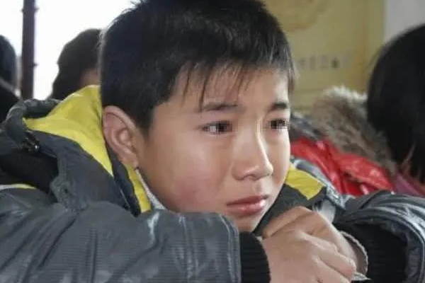 Bố đặt cho con cái tên độc lạ, cư dân mạng chỉ trích: Đã nghĩ đến việc con đi học sẽ bị trêu chưa?-1