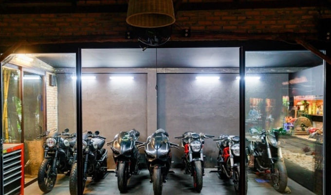 Johnny Trí Nguyễn tuổi U50: Ở võ đường bằng nhà lá, sống hơn 10 năm bên bạn gái nhưng không cưới xin, sinh con-5