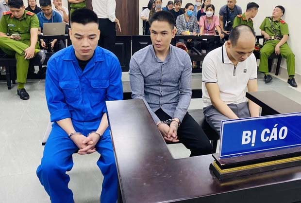 Nhốt lập trình viên nước ngoài, nhổ 14 chiếc răng để ép viết phần mềm đánh bạc-1