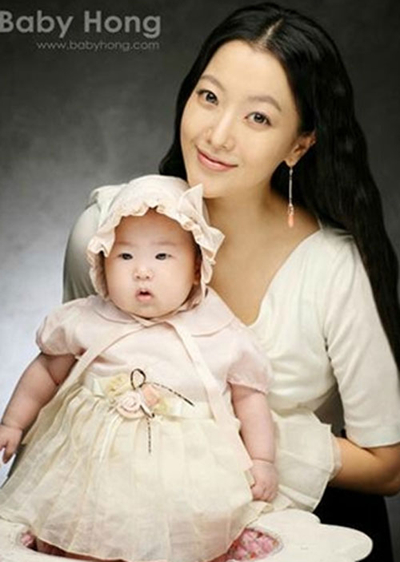 Con gái Kim Hee Sun: 14 tuổi cao gần 1m70 có thành tích học tập khủng-4