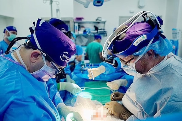 Đóa hoa nở muộn làng mẫu U80 có vóc dáng như thiếu nữ nhờ chăm ăn 1 món, hạn chế 2 món-5