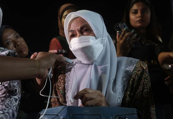 Vụ máy bay Malaysia gặp nạn: Lời nhắn cuối của phi công gây xót xa-3