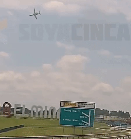 Vụ máy bay Malaysia gặp nạn: Lời nhắn cuối của phi công gây xót xa-1