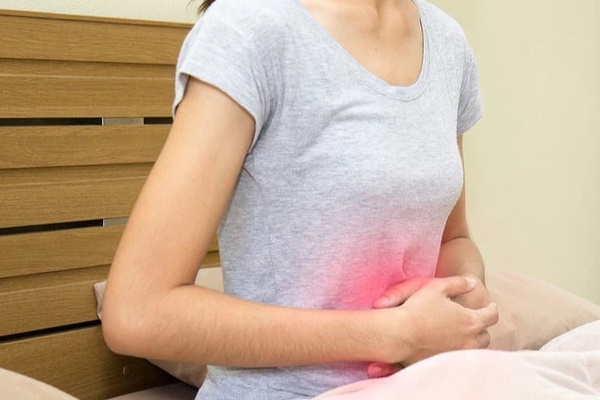 Tưởng mang thai, người phụ nữ không ngờ mình bị u nang buồng trứng nặng 16kg-4