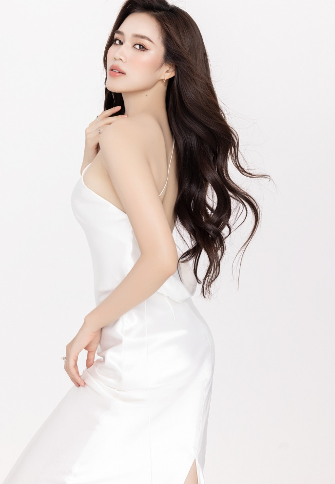 Hoa hậu Đỗ Thị Hà: Tôi muốn làm đại gia của chính mình!-10