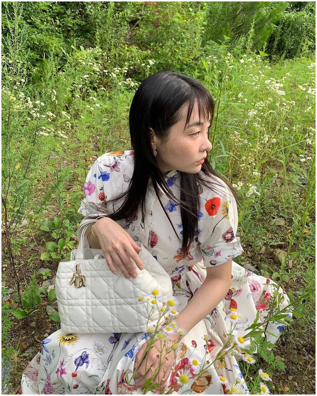 Mẫu túi hớp hồn Jisoo cùng sao nữ châu Á thời gian gần đây-8