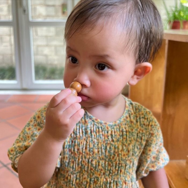 Lisa - Leon nhà Hà Hồ tựu trường năm học mới, biểu cảm của 2 nhóc tỳ gây chú ý-7