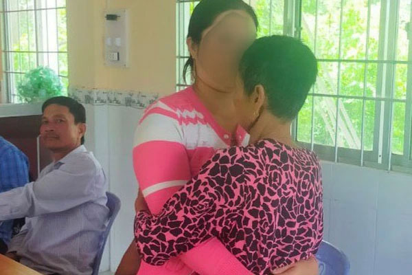Diễn biến mới vụ mẹ chồng bị con dâu đánh ở Cà Mau-1