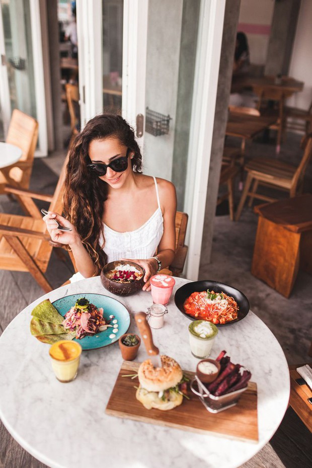 Bí quyết giảm cân của phụ nữ Pháp: Ăn rau củ quả sặc sỡ mỗi ngày, chú ý mùa nào thức nấy-3