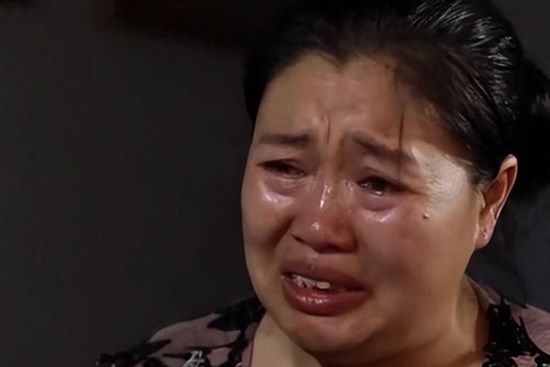 Con gái bị bắt cóc năm 3 tuổi, 17 năm sau gia đình bàng hoàng phát hiện con đang sống ở bên kia đường