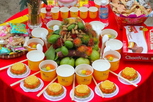 Chen nhau giật cô hồn náo loạn trên đường phố TPHCM-1