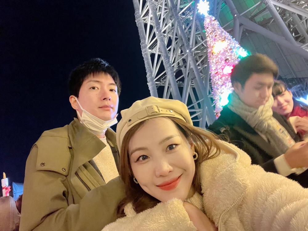 Bố mẹ chồng Nhật tạo bất ngờ trong đám cưới khiến con dâu Việt xúc động, thu hút 2,4 triệu lượt xem-12