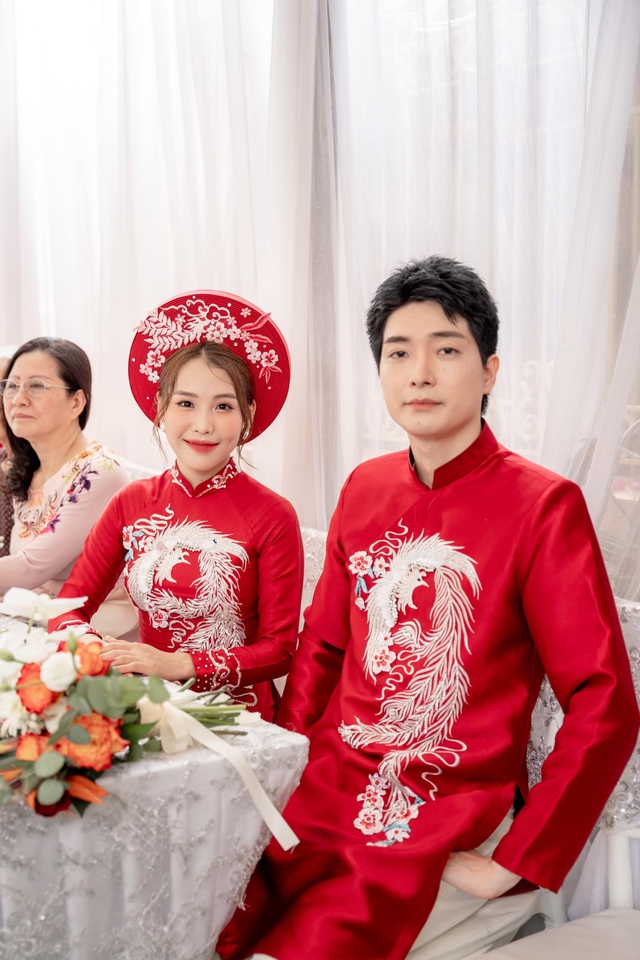 Bố mẹ chồng Nhật tạo bất ngờ trong đám cưới khiến con dâu Việt xúc động, thu hút 2,4 triệu lượt xem-8