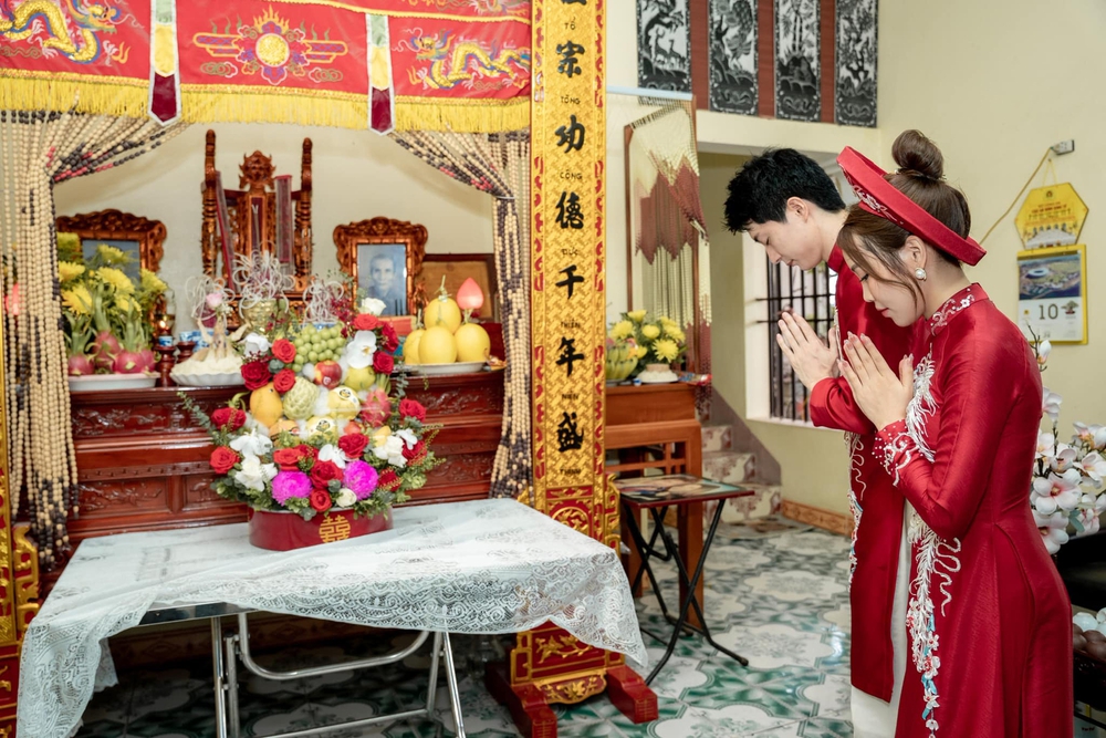 Bố mẹ chồng Nhật tạo bất ngờ trong đám cưới khiến con dâu Việt xúc động, thu hút 2,4 triệu lượt xem-5