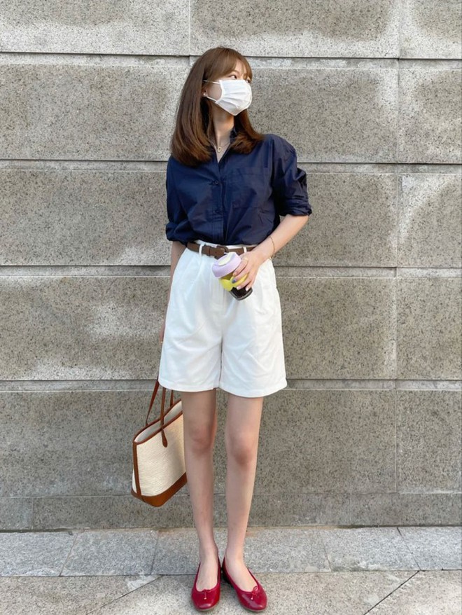 8 cách phối áo sơ mi dễ ứng dụng nhất cho nàng công sở diện thu-1