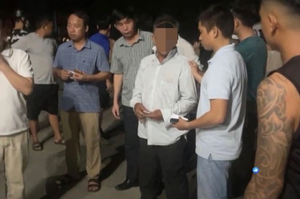 Nghi phạm bắt cóc bé gái 8 tuổi ở Quảng Trị hay uống rượu bia-1