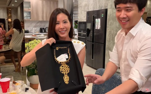 Im lặng bấy lâu, Hoa hậu Vbiz lên tiếng tin đồn cạch mặt Trấn Thành sau hơn 10 năm chơi chung nhóm bạn-2