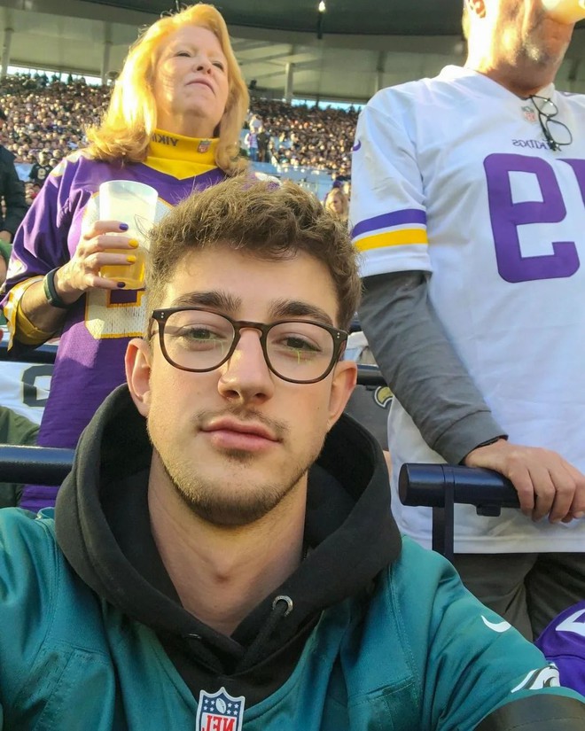 Khánh Vy và bạn trai Tây lọt top tìm kiếm, danh tính người ấy gây bất ngờ-6