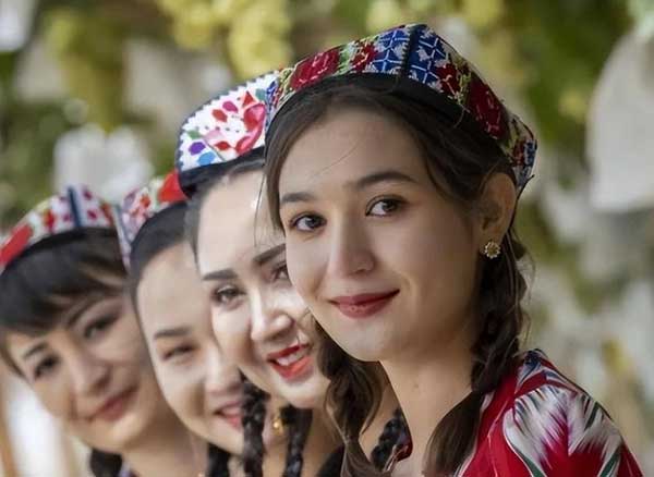 Bí ẩn vùng đất toàn mỹ nhân lai Tây” của Trung Quốc-4