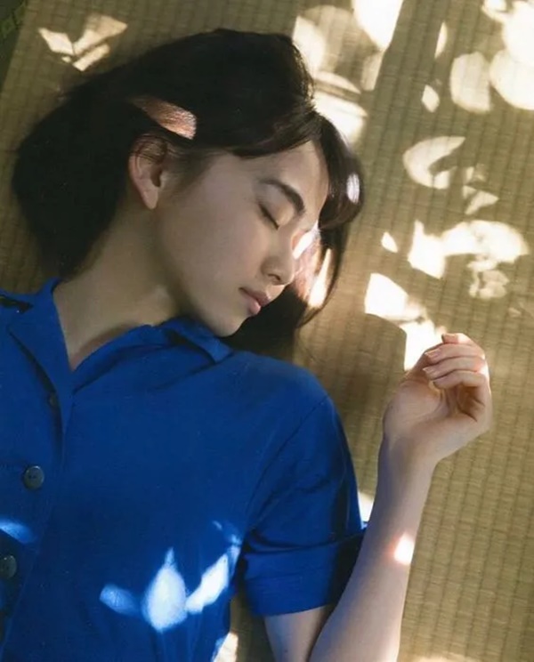 1 dấu hiệu ung thư da đầu rất giống với gàu, chủ quan bỏ qua dễ khiến bệnh nặng khó chữa-2