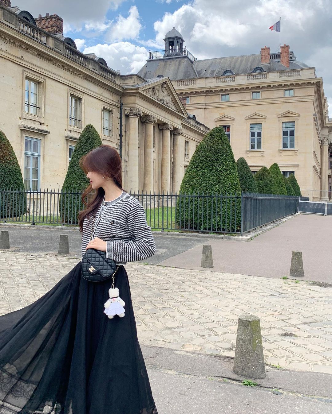 Kiểu chân váy đang được phụ nữ Hàn Quốc diện nhiều nhất mùa Thu này-4