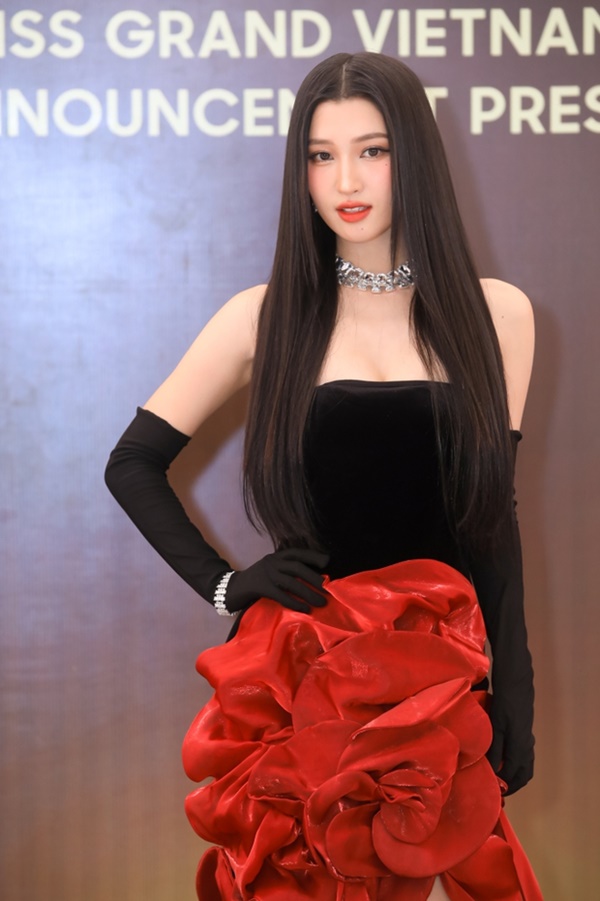Thảm đỏ công bố vương miện Miss Grand Vietnam 2023: Thùy Tiên chiếm spotlight, Phương Nhi không hổ danh thần tiên tỷ tỷ-3