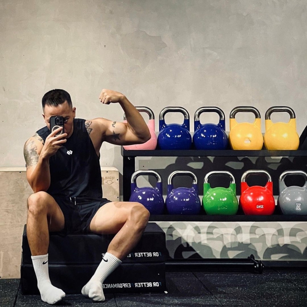 BĐS khủng của Tóc Tiên - Hoàng Touliver: Biệt thự triệu đô giữa quận 2 và villa Đà Lạt với view ngắm trọn núi rừng-10