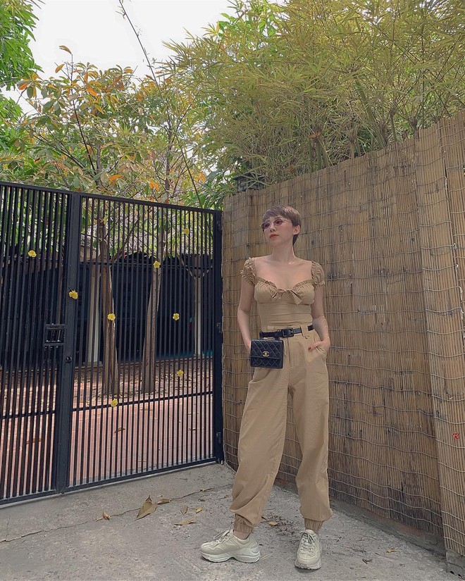 BĐS khủng của Tóc Tiên - Hoàng Touliver: Biệt thự triệu đô giữa quận 2 và villa Đà Lạt với view ngắm trọn núi rừng-23