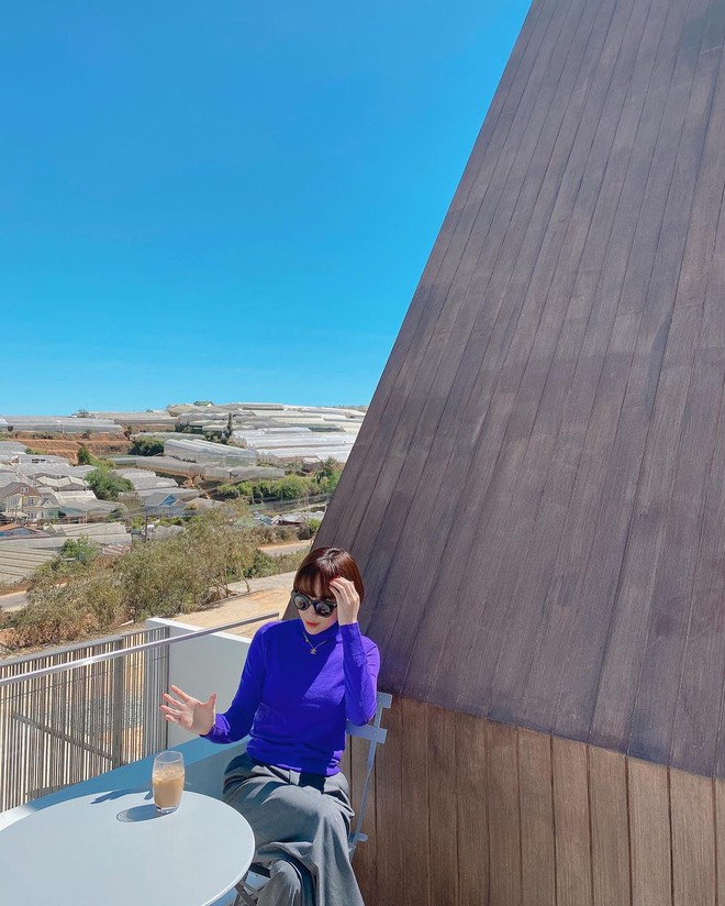 BĐS khủng của Tóc Tiên - Hoàng Touliver: Biệt thự triệu đô giữa quận 2 và villa Đà Lạt với view ngắm trọn núi rừng-24