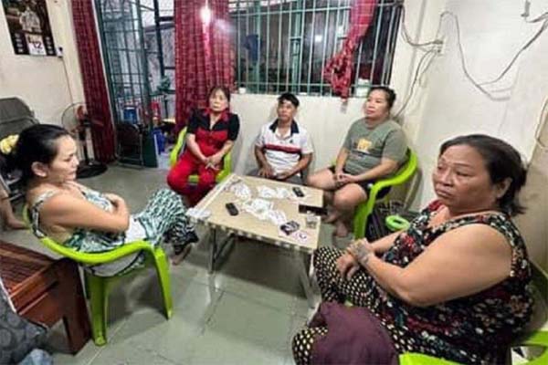 Truy tìm đối tượng tình nghi trong vụ án cháu bé 11 tuổi bị siết cổ-1