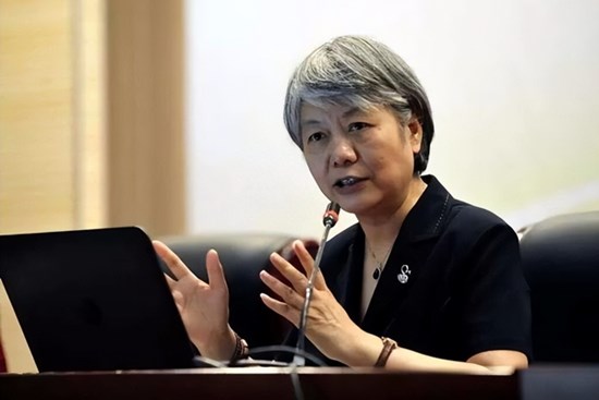 Giáo sư đại học top đầu châu Á: Mẹ nghiêm khắc, cha ấm áp tạo nên đứa trẻ ưu tú, đừng hoán đổi vị trí