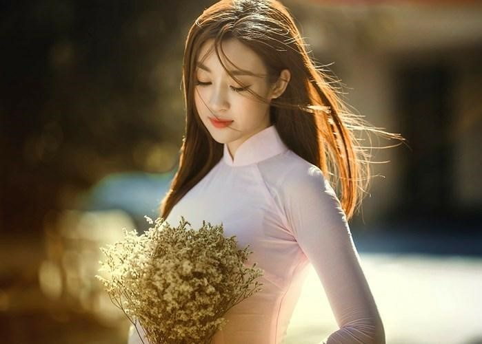 Đoán số phú quý, giàu sang của phụ nữ qua nét tướng lông mày-1