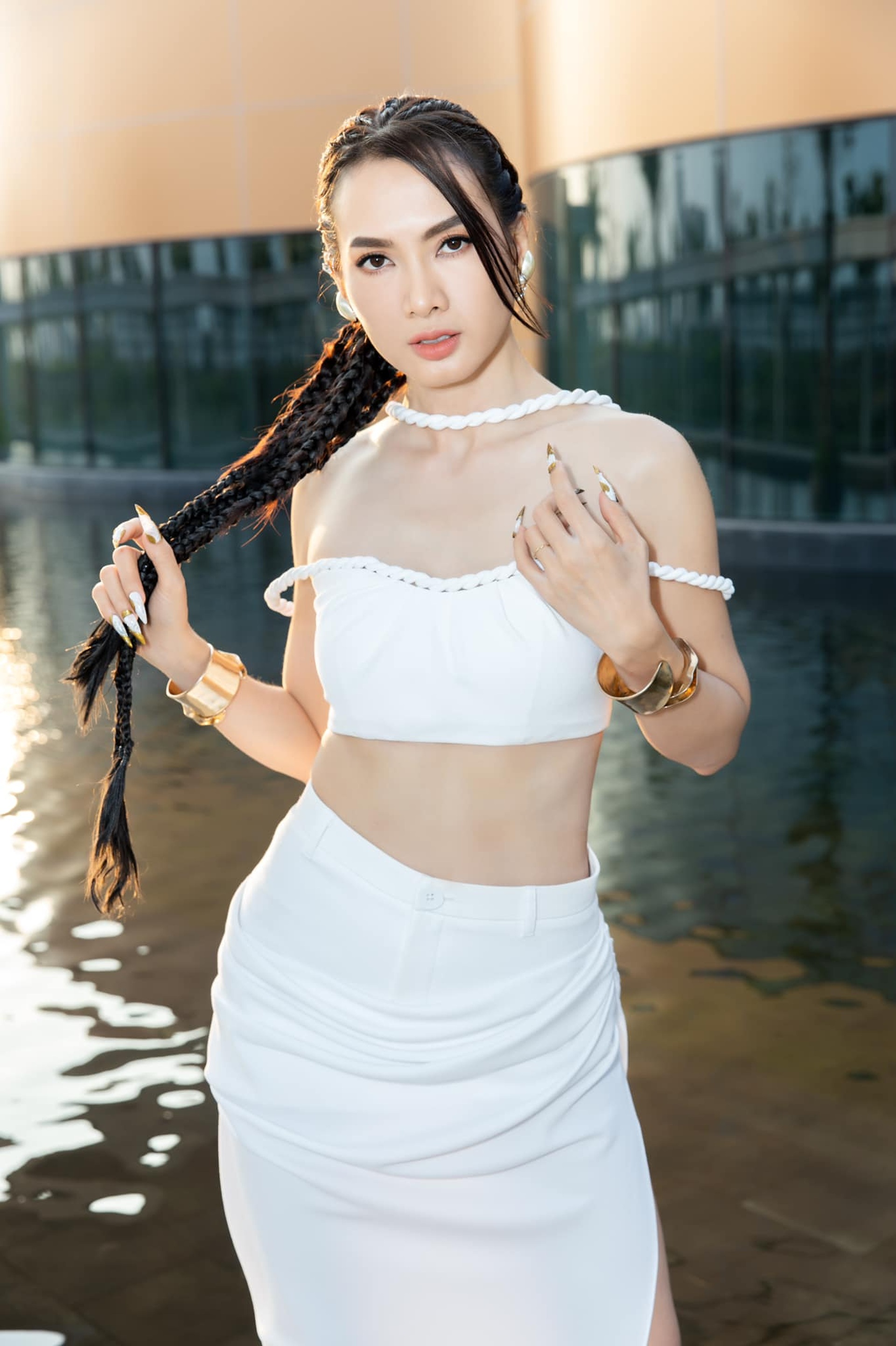 Siêu mẫu Anh Thư kể lý do ly hôn, tỉnh ngộ vì một câu hỏi của con-2