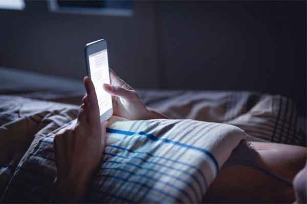 Tôi phát hiện chồng ngoại tình nhờ một chiếc tất trong máy giặt-2