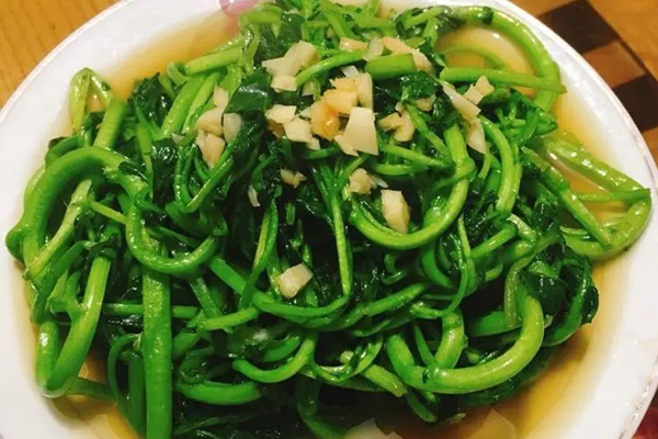 Đây là loại rau tốt nhất cho sức khỏe” nhưng khi ăn cần lưu ý một điều để tránh nhiễm giun sán-6