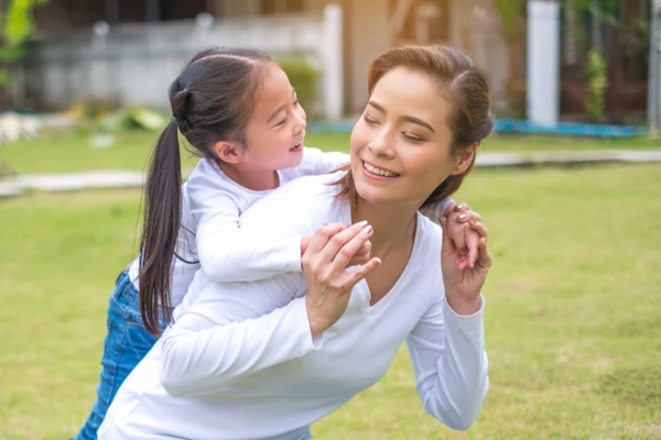 Quy tắc 3 bớt, 4 nên, 5 cần giúp cha mẹ rèn giũa được những đứa trẻ xuất sắc và thấu cảm-1