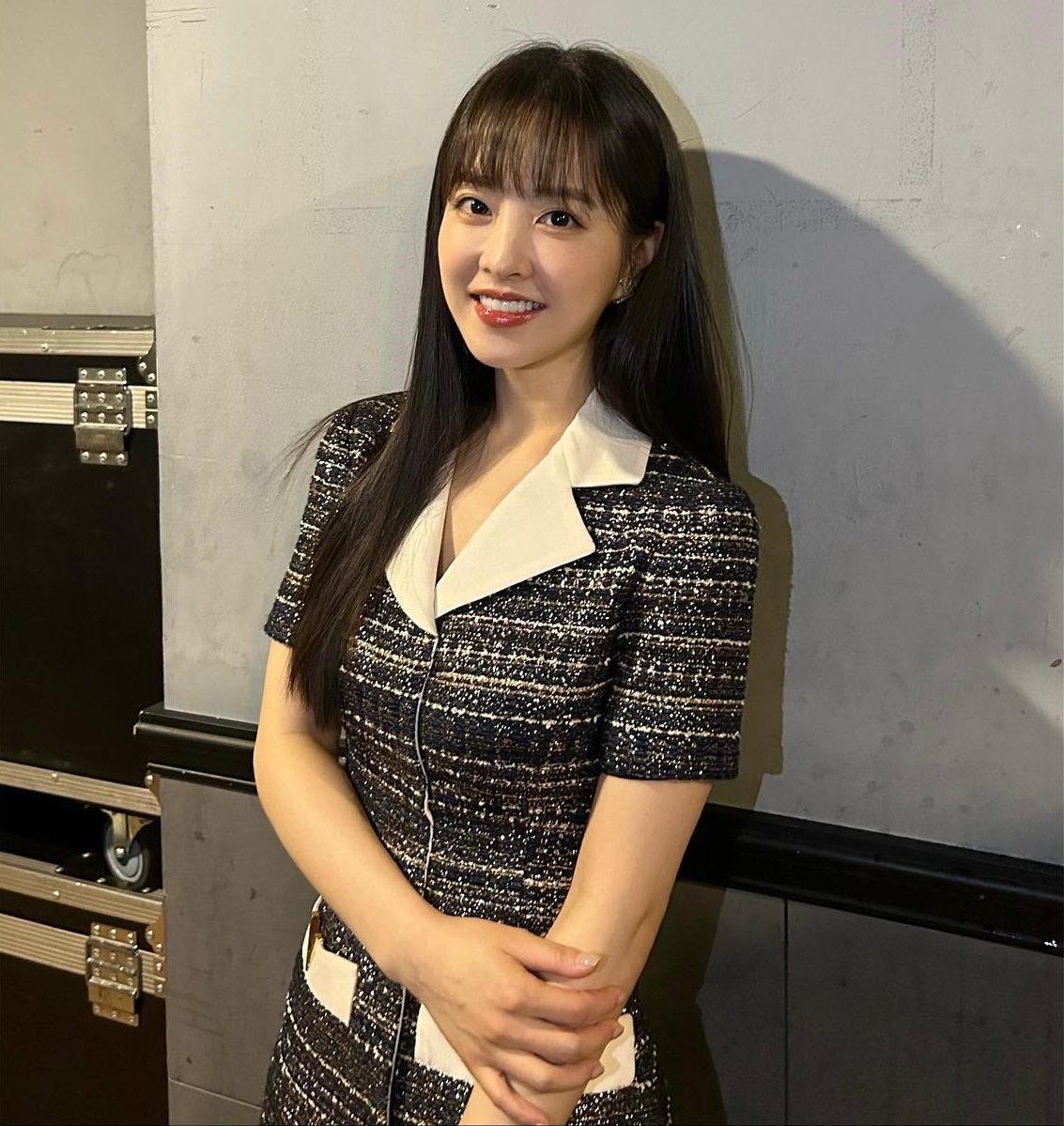 9 mẫu váy sao Hàn diện dịp đầu Thu, toàn kiểu xinh yêu và tôn dáng hiệu quả-7