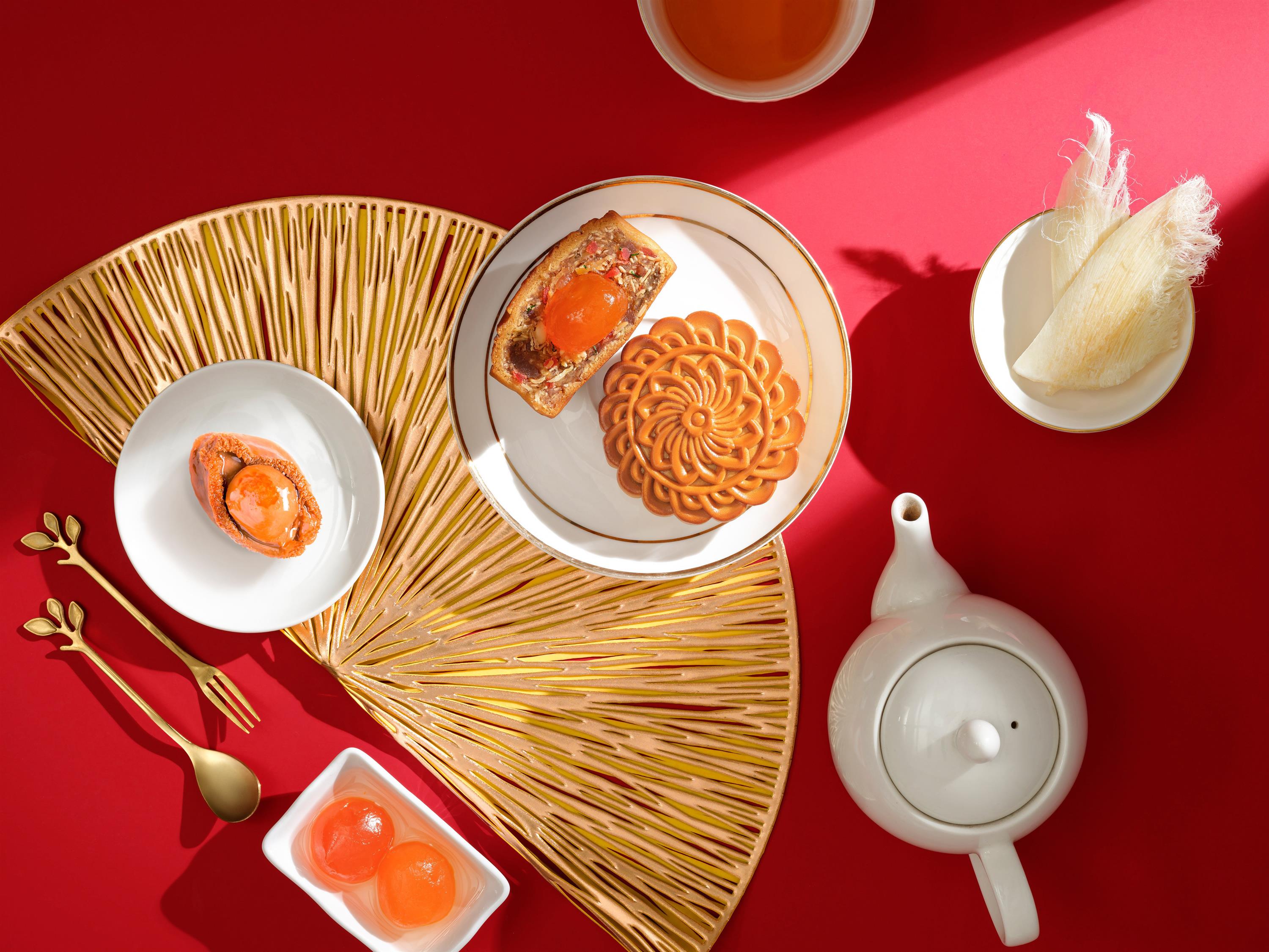 Quà biếu tặng nhà giàu: Bánh trung thu yến sào, vi cá giá vài chục triệu-1