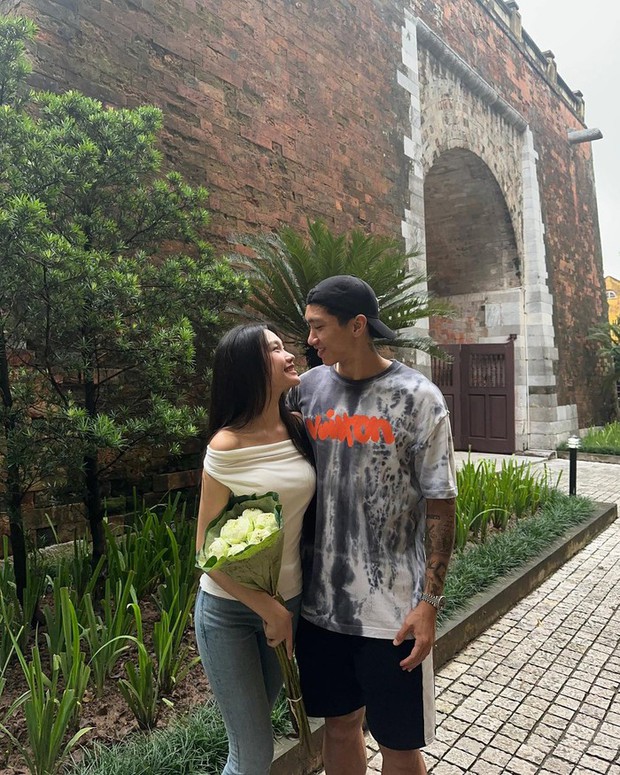 Đoàn Văn Hậu đưa Doãn Hải My đi chụp ảnh bắt trend mùa thu Hà Nội-1