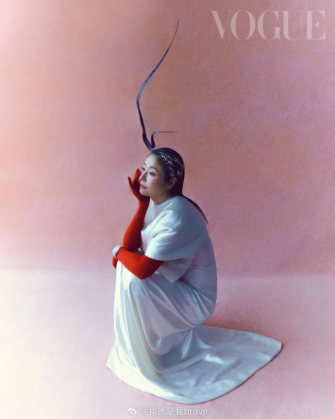 Lâm Tâm Như gây ấn tượng với nhan sắc ở tuổi U50, công khai xin mọi người 1 điều vì con gái-1