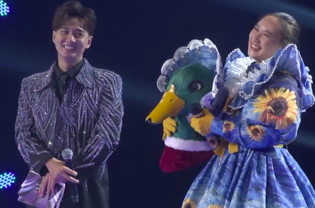 Madame Vịt lộ diện ở Ca Sĩ Mặt Nạ, gợi ý gây hoang mang vì không thể đoán nổi-1